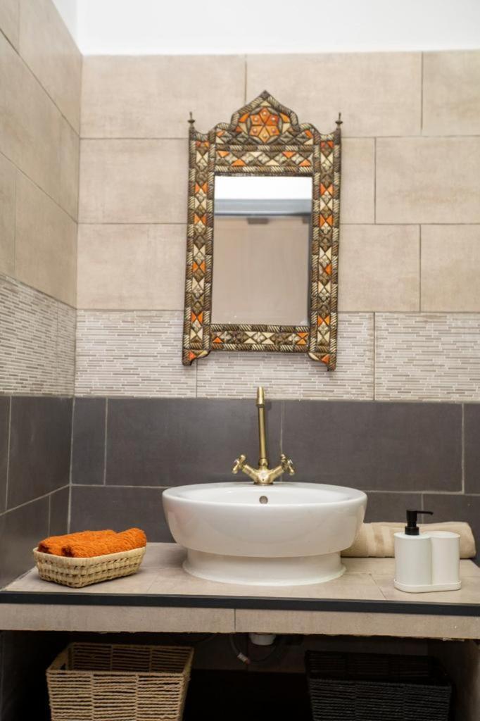 Dar Moghal Otel Tiflet Dış mekan fotoğraf
