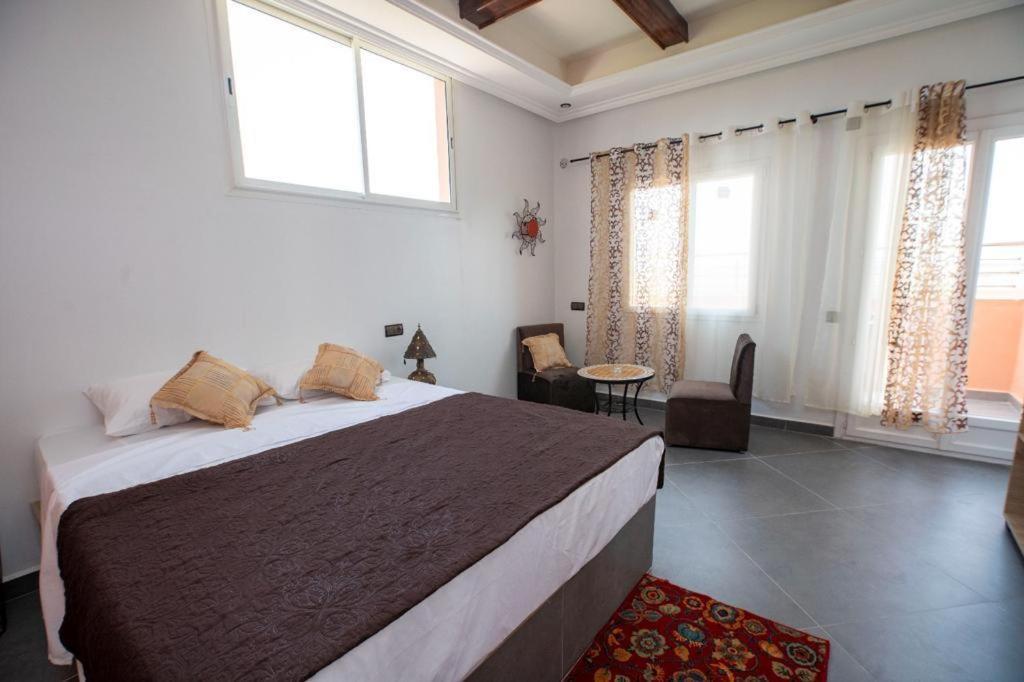 Dar Moghal Otel Tiflet Dış mekan fotoğraf